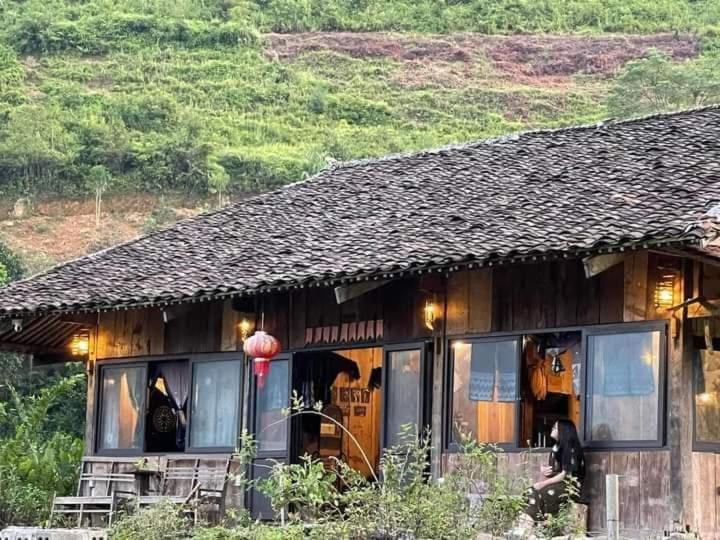 Lung Muoi Homestay Na Giao Bagian luar foto